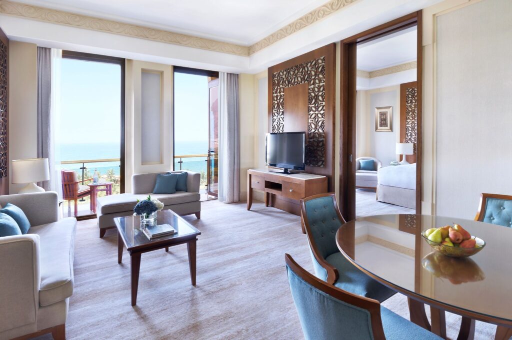 50565139-Executive Suite Sea View - living room